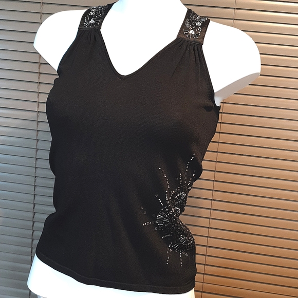 Classy black summer knit top size 10, all buttons seams and beads/sequins in VGC - Picture 6 of 15